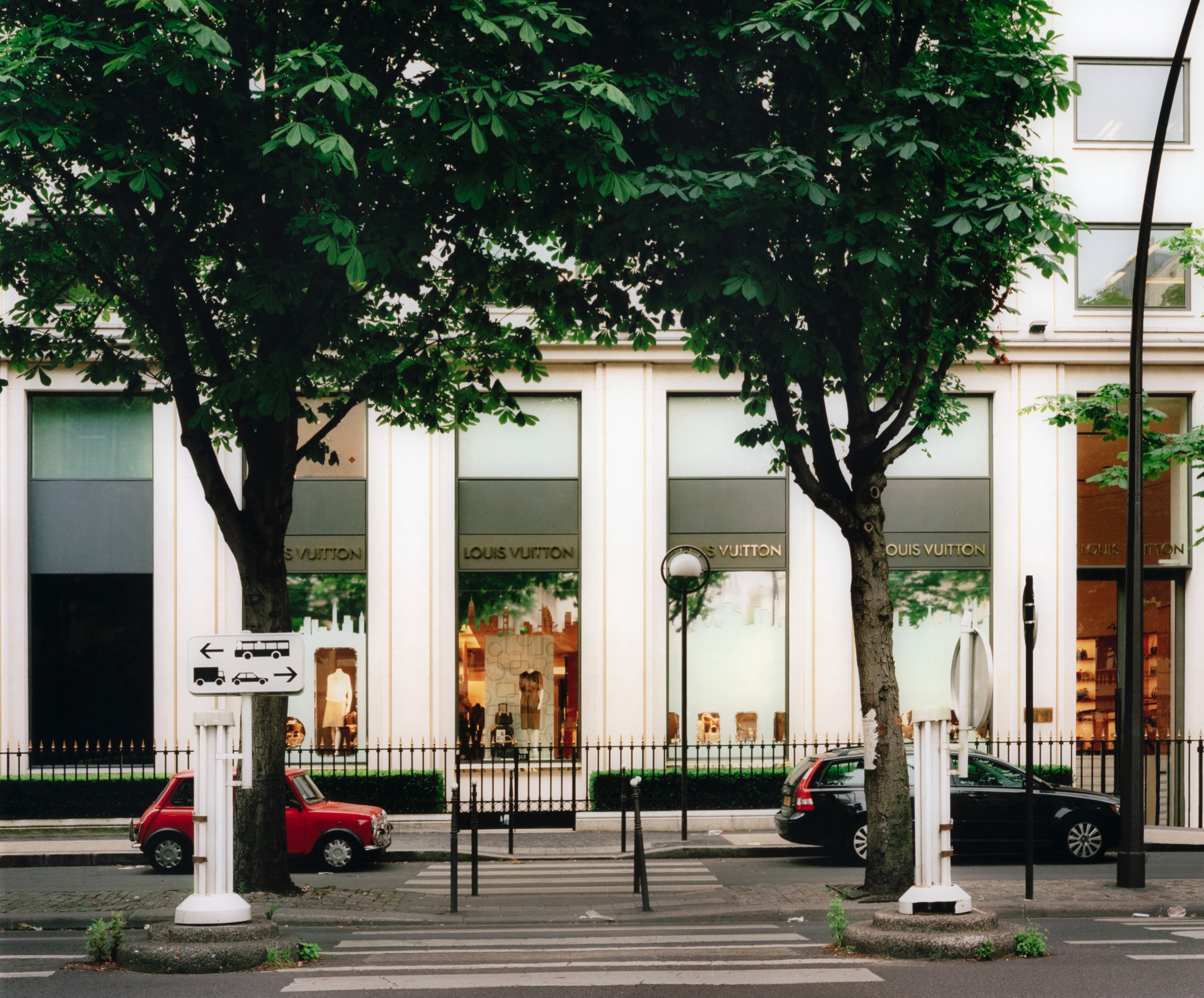 Ko Young Ae, Louis Vuitton Montaigne (Paris) (2007)