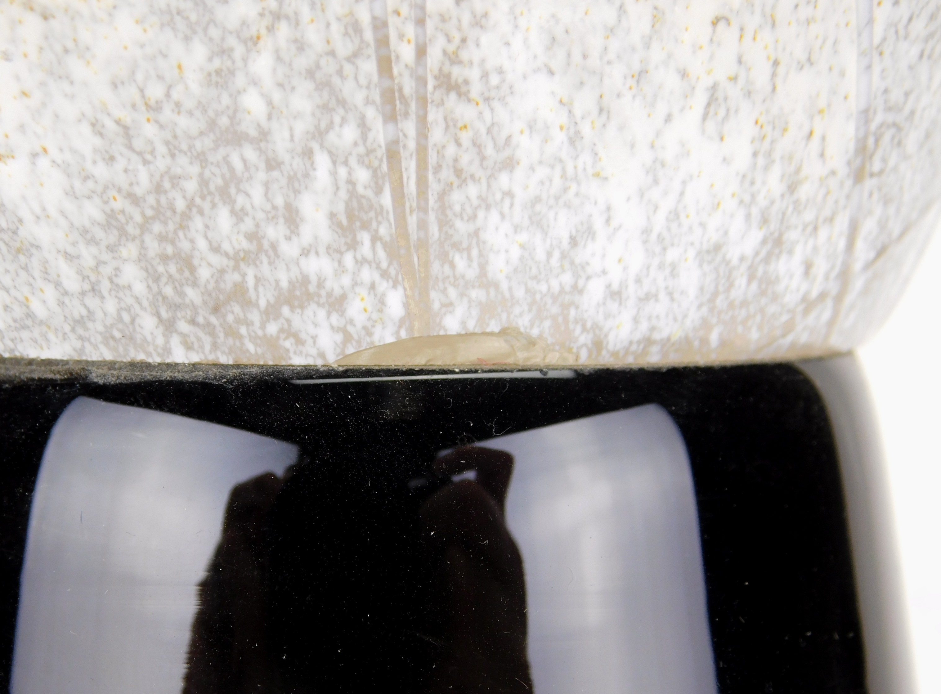 Artwork by Erick Hernandez, Desire, Made of glass sculpture