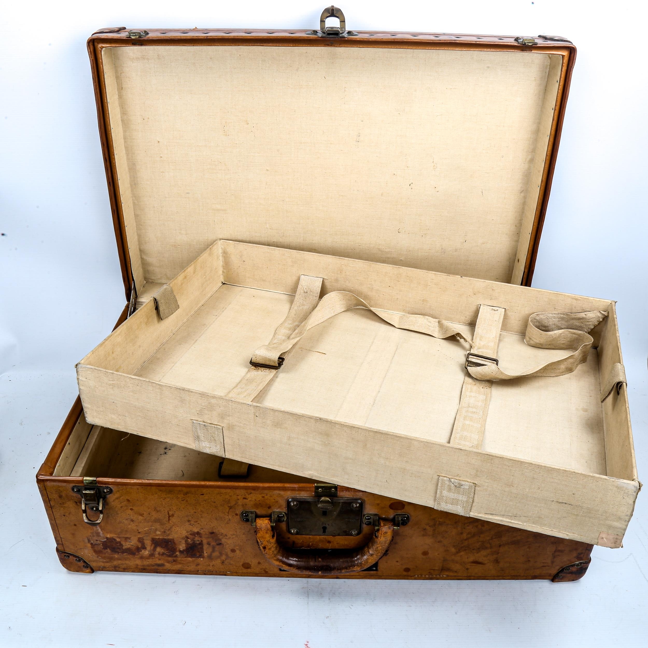 Sold at Auction: Louis VUITTON. Koffer, Valise, Vintage, LOUIS VUITTON  TRAVELING CASE, 53 x 79 x 24 cm