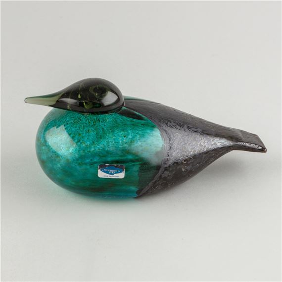 Oiva Toikka | Decorative bird, Female Eider, Nuutajärvi | MutualArt 