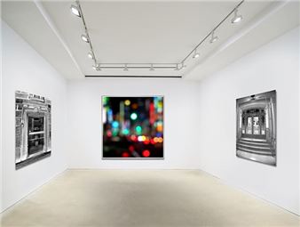 Matt Roe & Jochen Cerny: Stillness and Light - Robert Berry Gallery