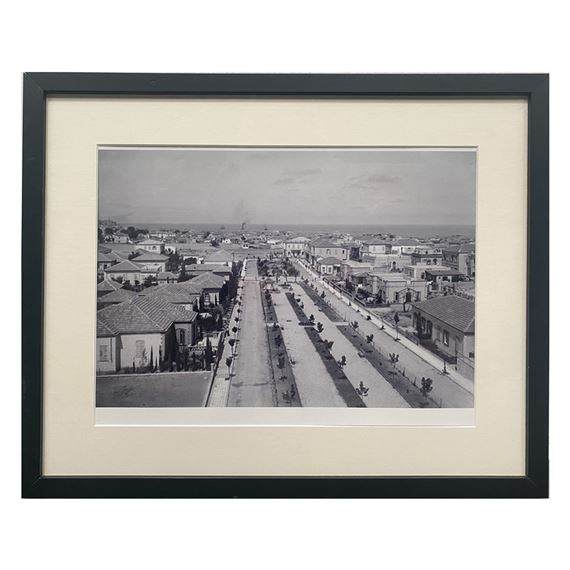 Boulevard Rothschild, looking east - Avraham Soskin