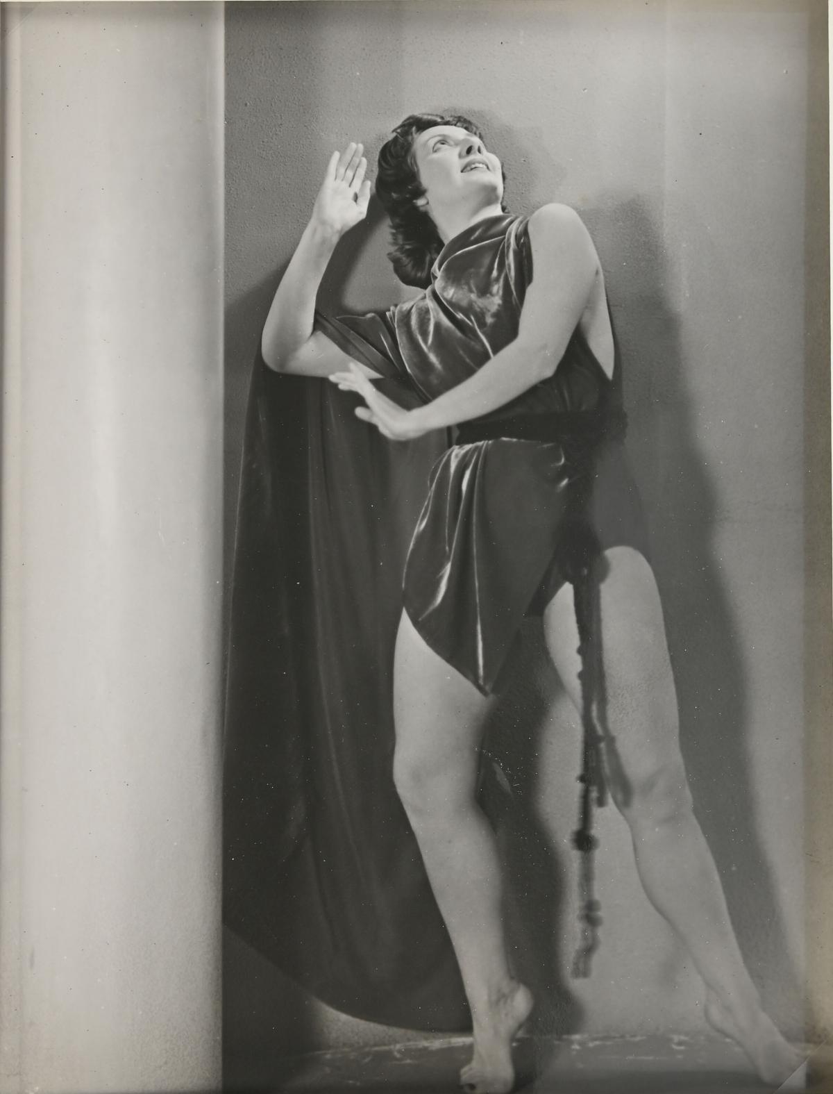 JANINE SOLANE by Laure Albin-Guillot, ca 1932