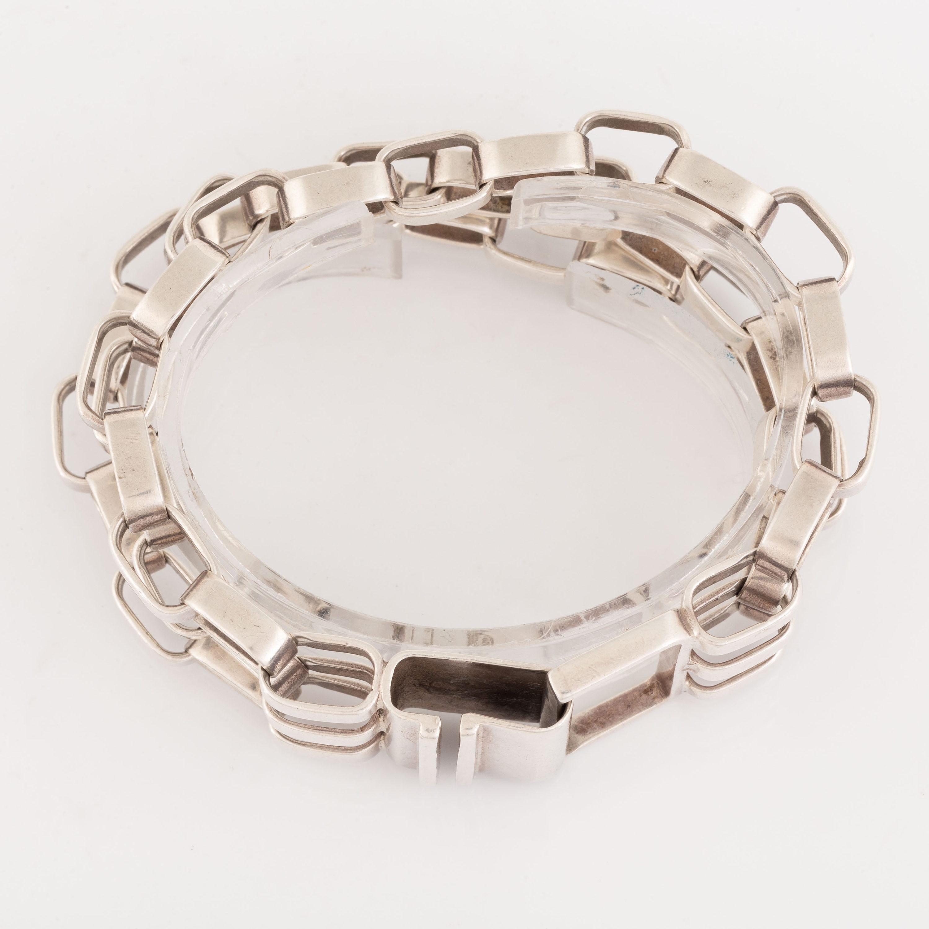 Artwork by Sven Erik Högberg, A Sven Erik Högberg silver bracelet, Made of silver