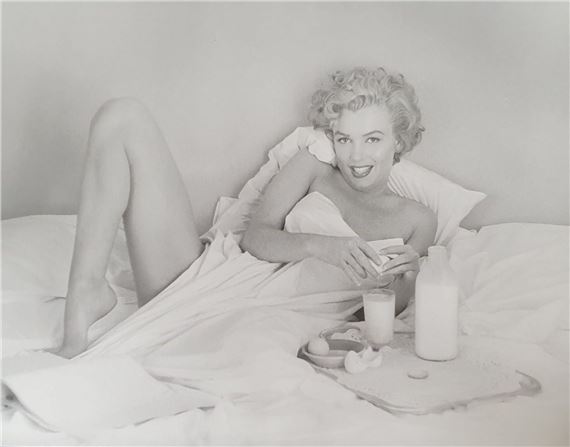 Marilyn Monroe (on a bed)