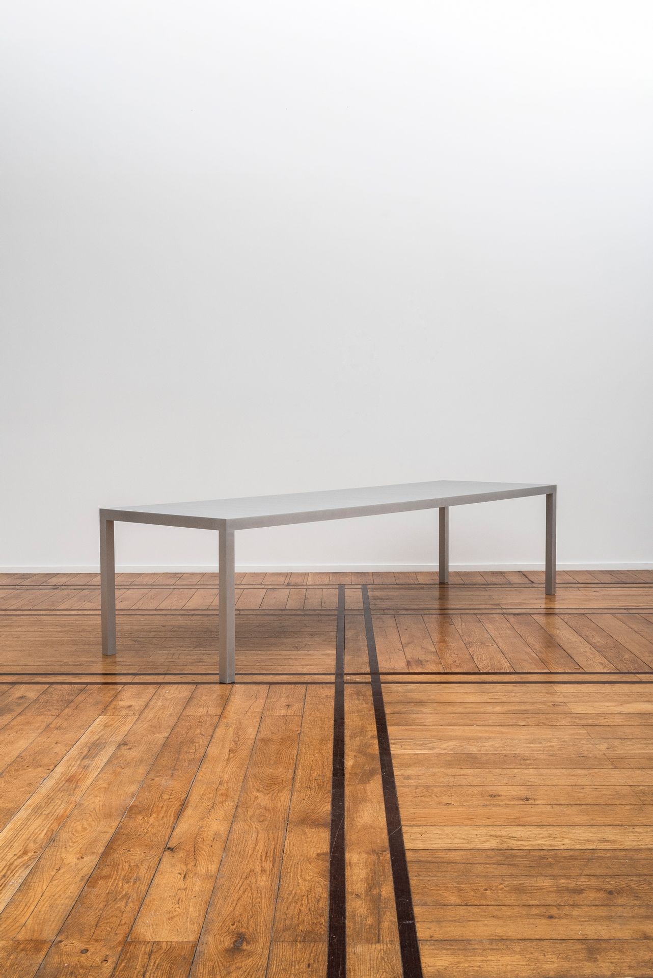 Artwork by Maarten van Severen, Longue table, Made of Aluminum