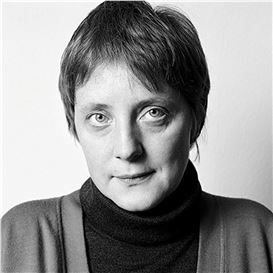 A Portrait of Power: Photographer Traces Angela Merkel’s Ascent in New Book and Show