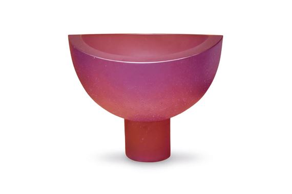 Plain Pod by Ann Robinson, dated  96