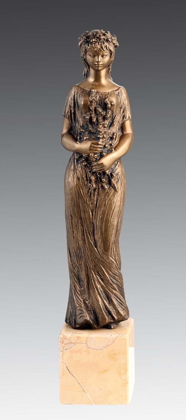 Artwork by Rábainé Kiss Lenke, Lány virágcsokorral, Made of Bronze, on a marble base