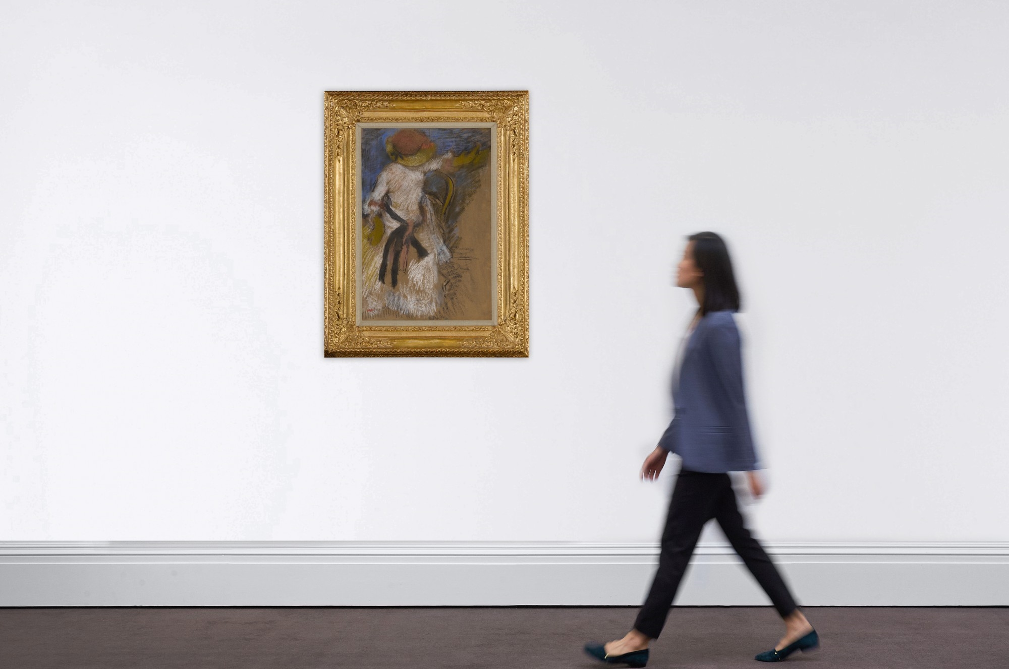 Artwork by Edgar Degas, Femme en robe blanche assise, Made of pastel on paper