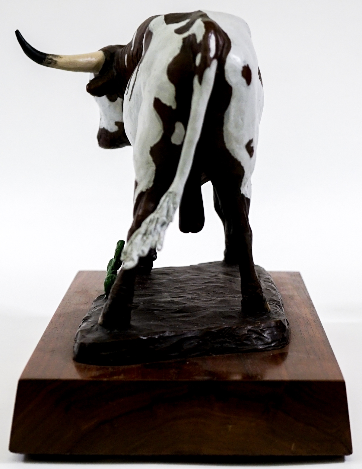Jim Reno | Texas Longhorn Bull, 27,300 | MutualArt