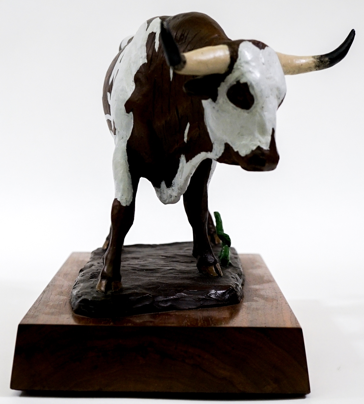 Jim Reno | Texas Longhorn Bull, 27,300 | MutualArt