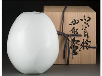 Vase - Maeta Akihiro