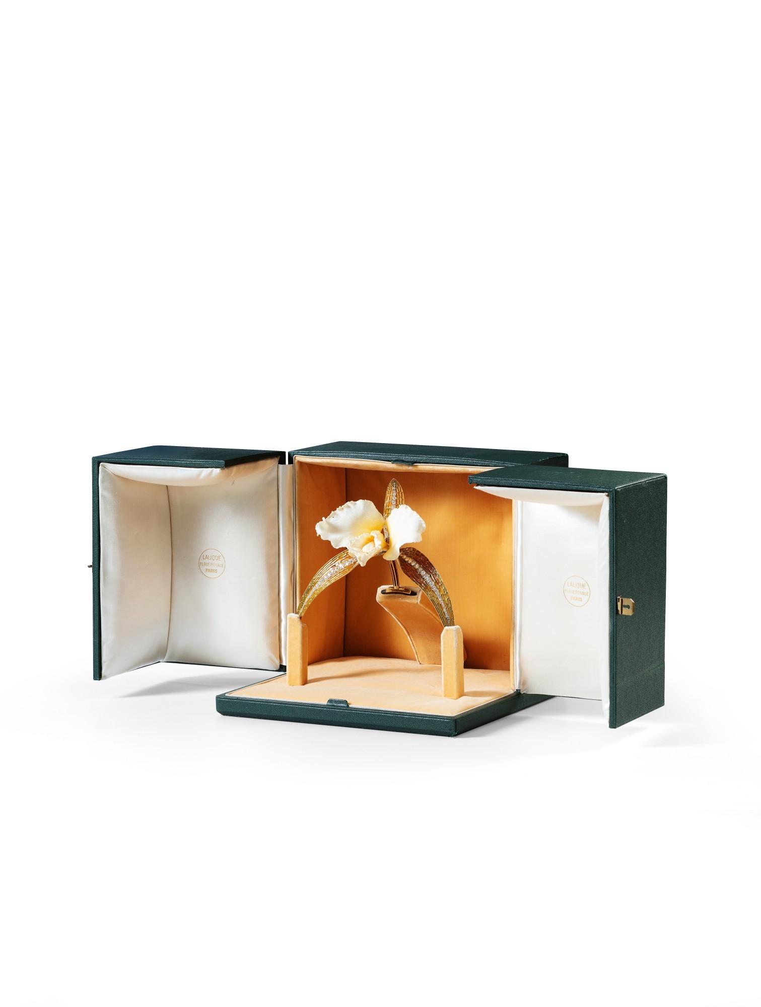 Artwork by René Lalique, Ivory, horn, enamel and diamond comb, 'Cattleya', Made of Ivory, horn, enamel and diamond