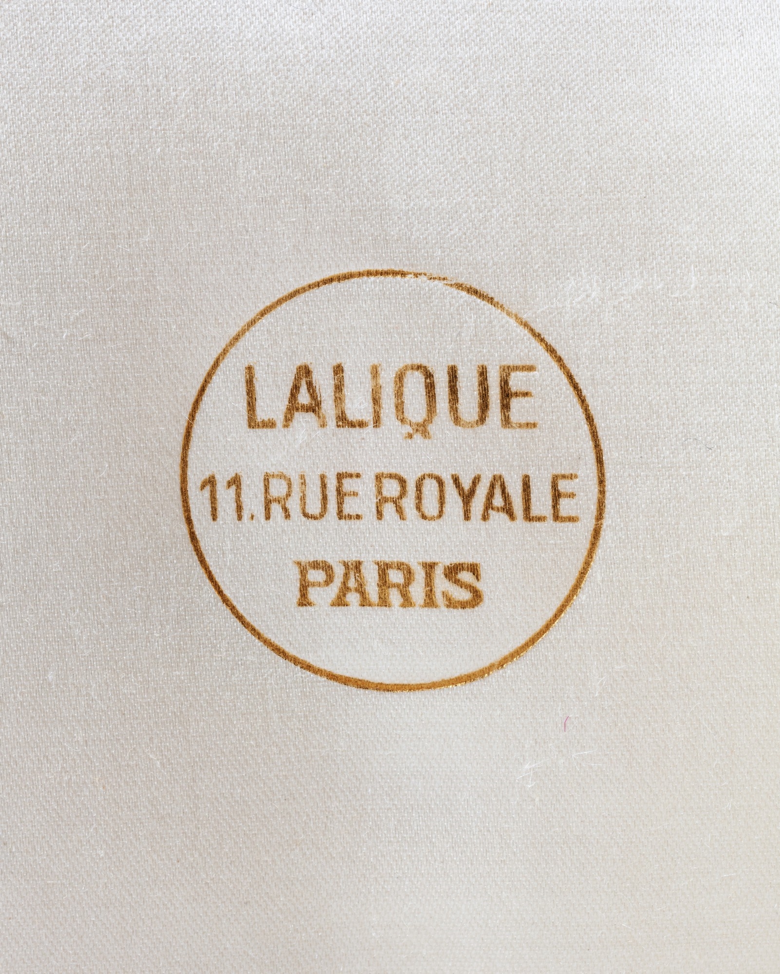 Artwork by René Lalique, Ivory, horn, enamel and diamond comb, 'Cattleya', Made of Ivory, horn, enamel and diamond