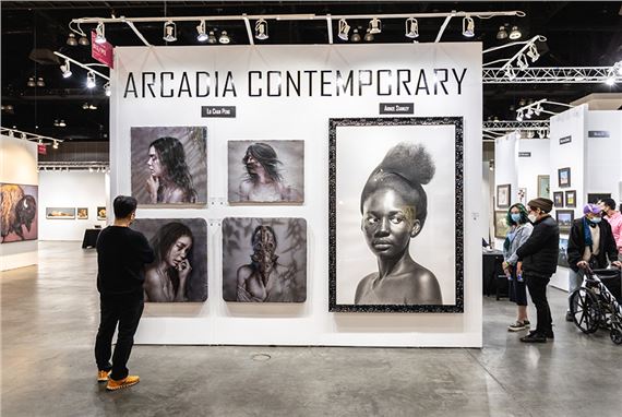 LA Art Show Wraps up Successful 2022 Return