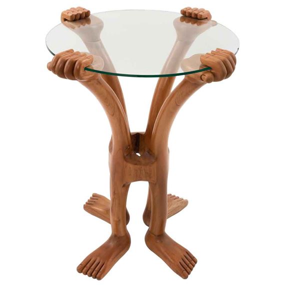 Mesa cuatro manos y cuatro pies by Pedro Friedeberg