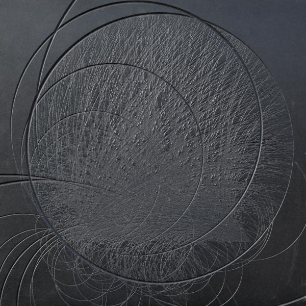 Artwork by Flavio Pellegrini, " Incontro con la realtà - Ho incontrato la realtà ma non abbiamo giocato insieme ", Made of wood, dynamic black with reflections to the white antagonist