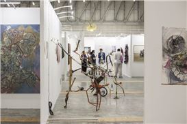 Spotlight on Investec Cape Town Art Fair: Artthrob Writers Weigh In
