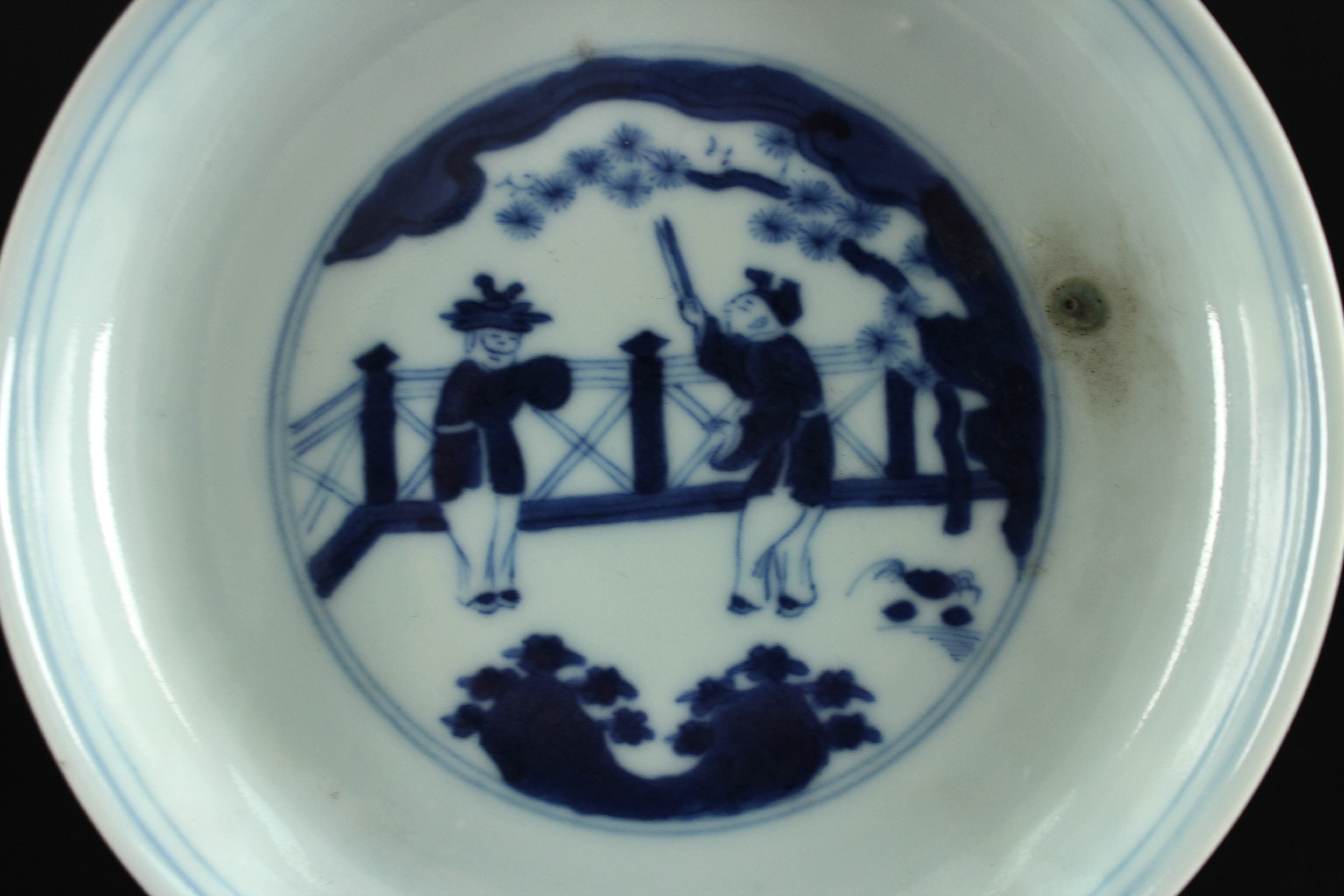 Kangxi Period | 清康熙青花人物故事纹瓷盘Diameter：14.5cm | MutualArt