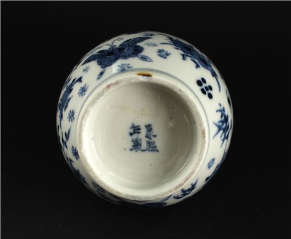 Kangxi Period | 清光绪仿康熙青花花鸟纹葫芦瓶Height：19cm