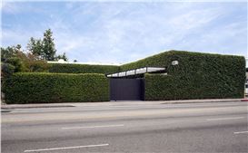 Which Galleries Have Expanded to L.A.? a 30-Year Timeline