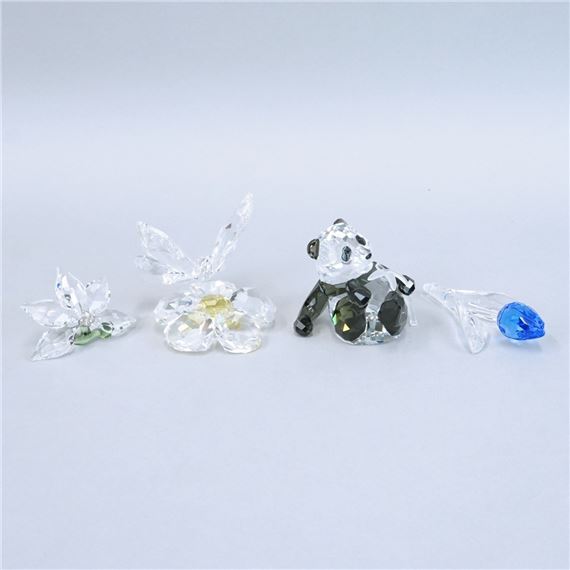 Swarovski | Lot of Two Swarovski Crystal Figurines | MutualArt
