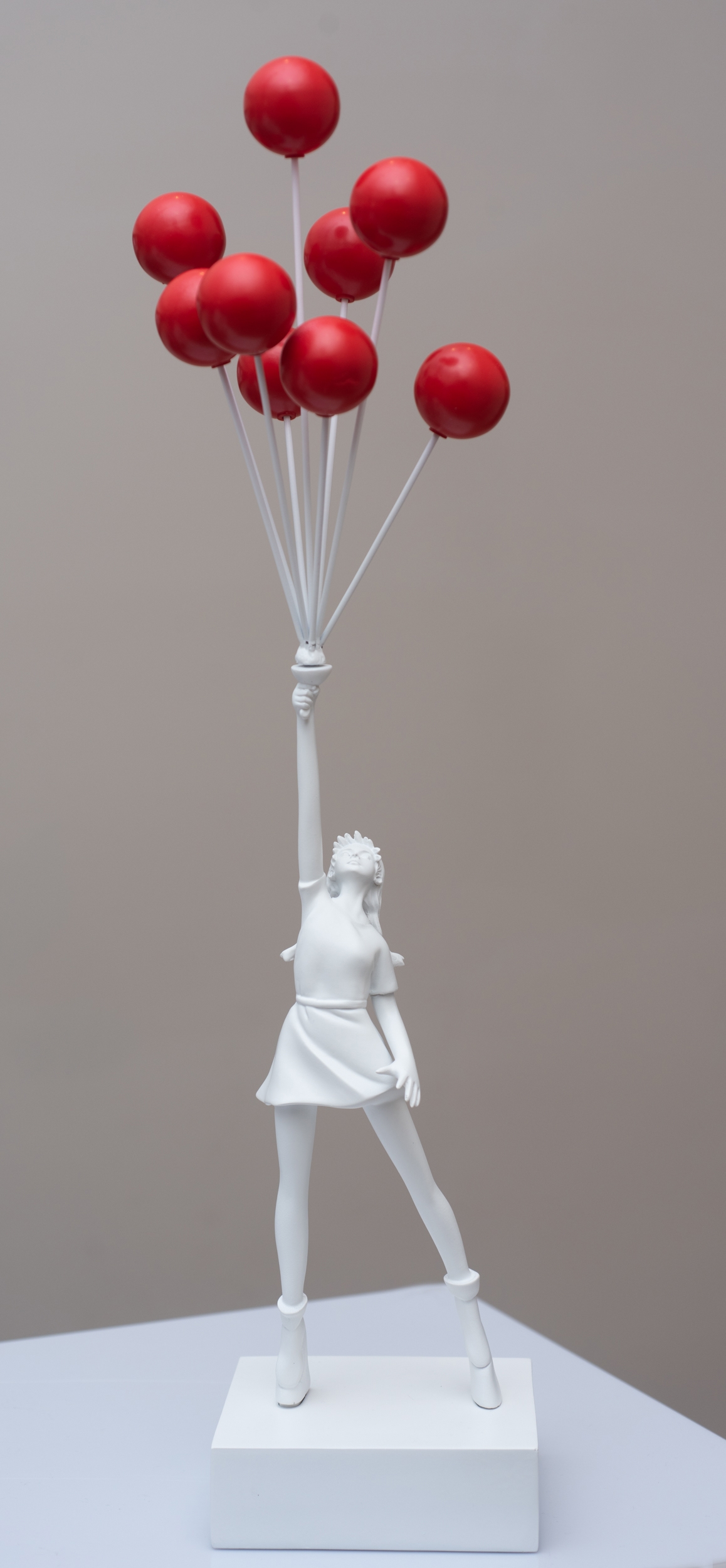 新品 Flying Balloons Girl banksy RED ver.
