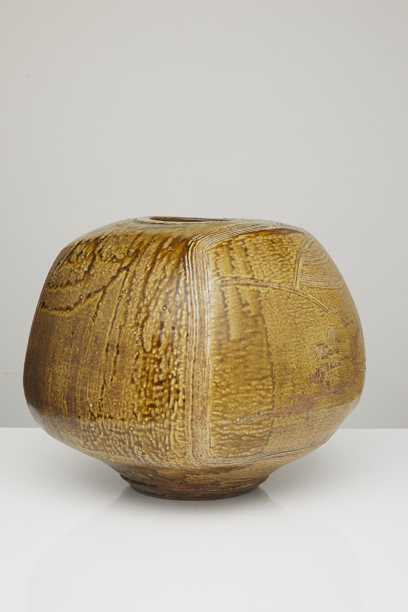 Ian Currie Large Vase (1976) MutualArt