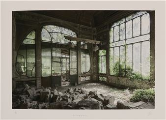 'Sound that only you can hear' - Abandoned Villa Somewhere in Italia - Pierre Neret