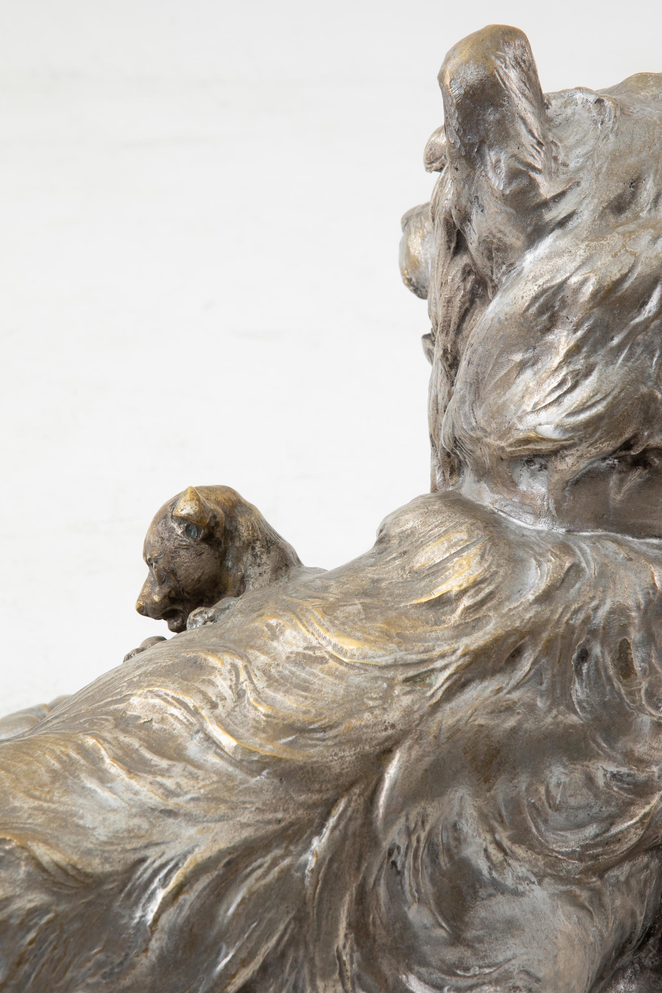 Artwork by Charles Paillet, Dog with two puppies, Made of Bronze, silver