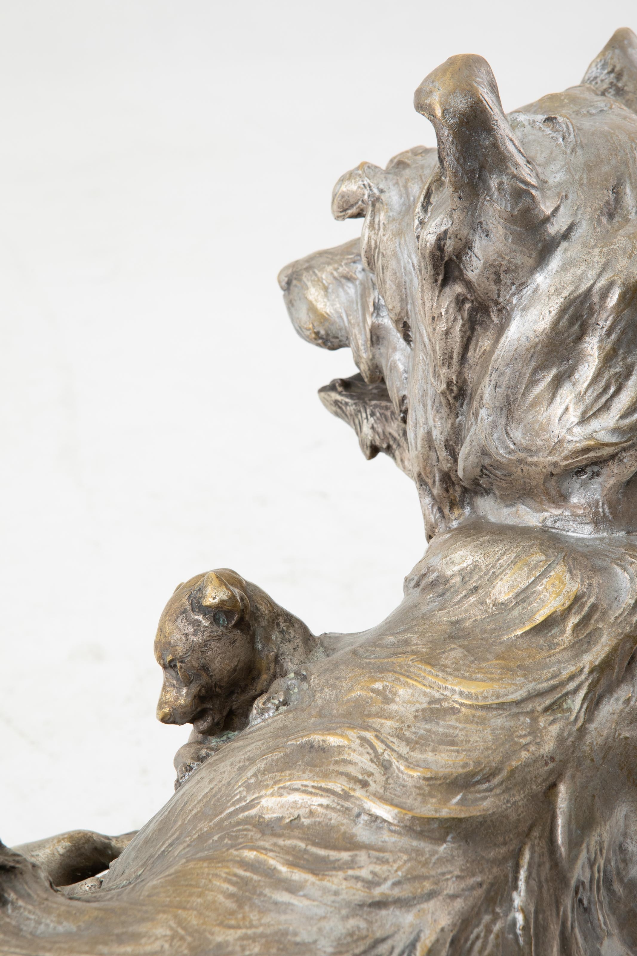Artwork by Charles Paillet, Dog with two puppies, Made of Bronze, silver