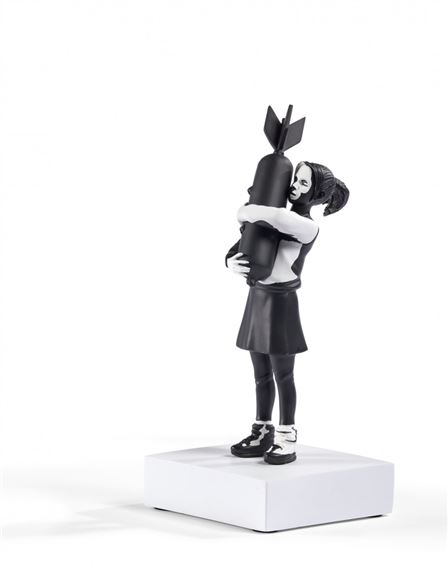 新品 SUICIDE MAN banksy MEDICOM TOY Suicide Man Sculpture by Banksy: Medicom Toy x Sync