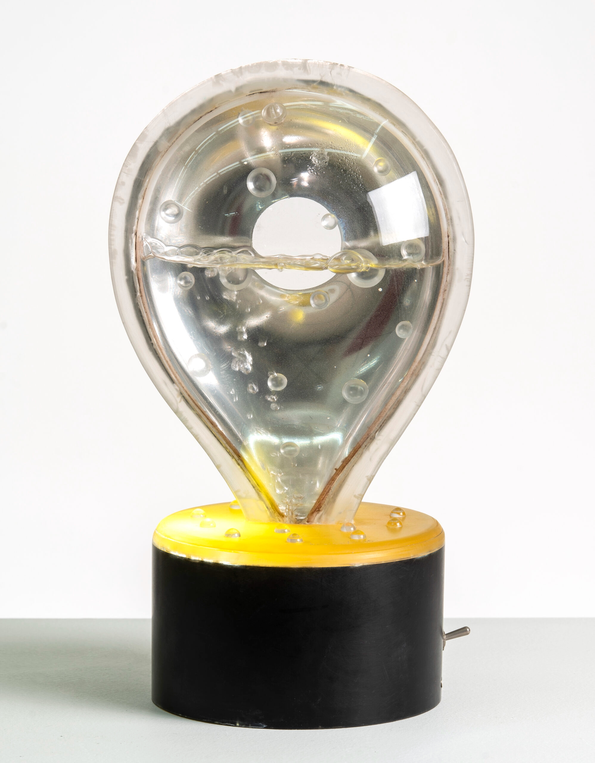 Artwork by Gyula Kosice, Gota invertida, Made of Acrylic sculpture, light, water and motor