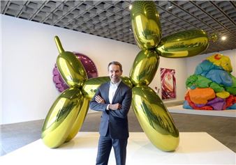 Jeff Koons to Send Sculptures to the Moon for Permanent Installation