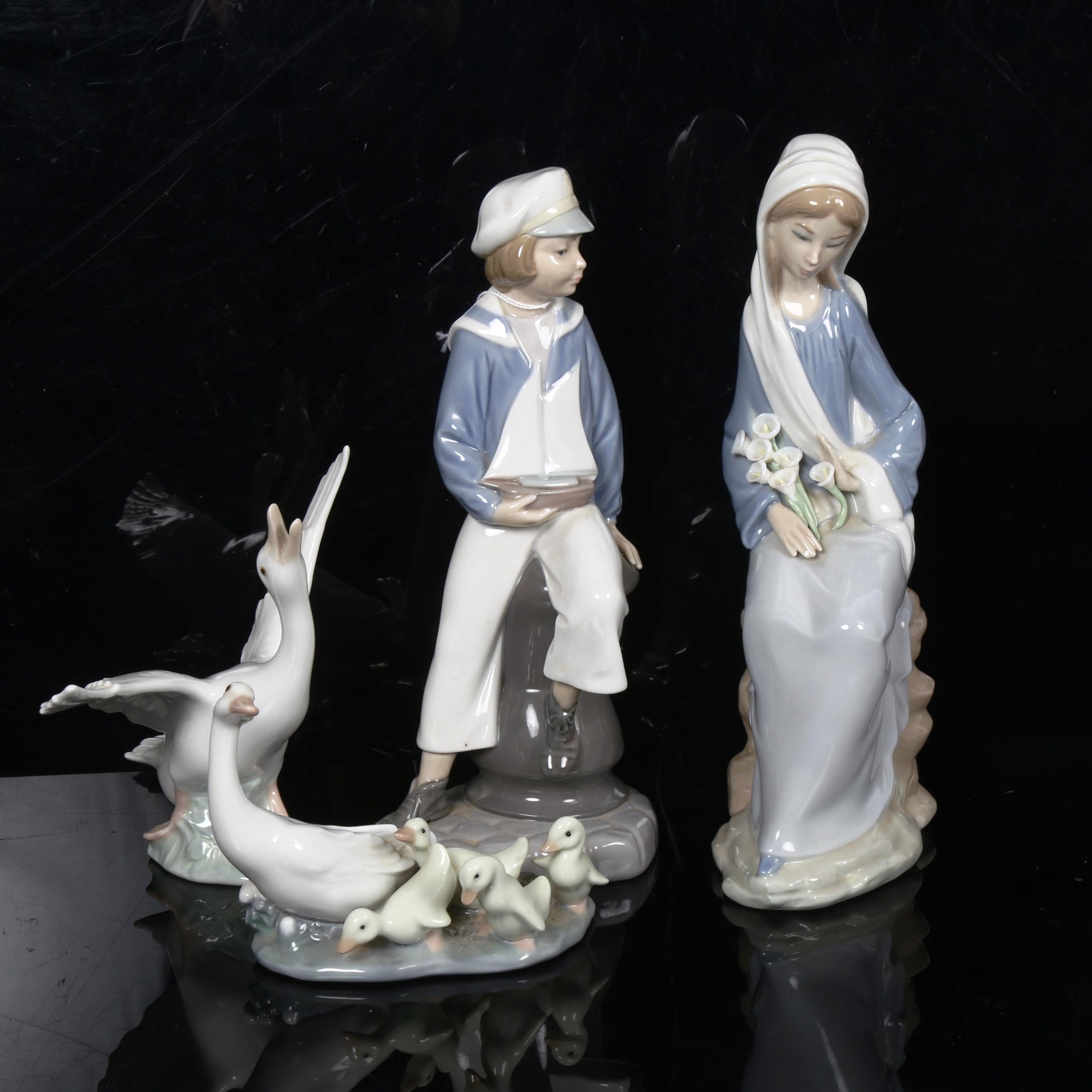 Lladró S.A | 4 Lladro porcelain figures | MutualArt