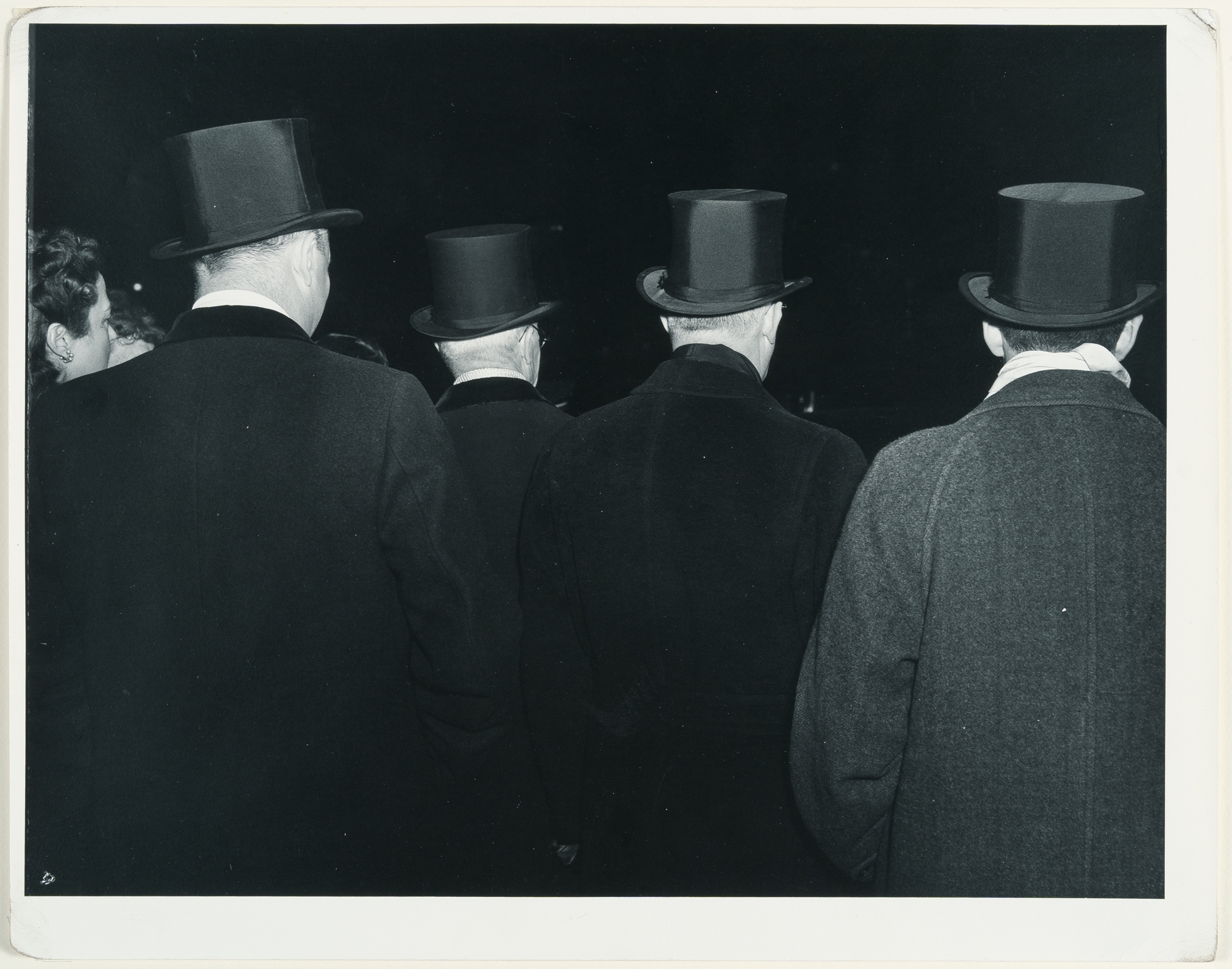 Weegee | Top hats outside the Metropolitan Opera, New York City (1943 ...