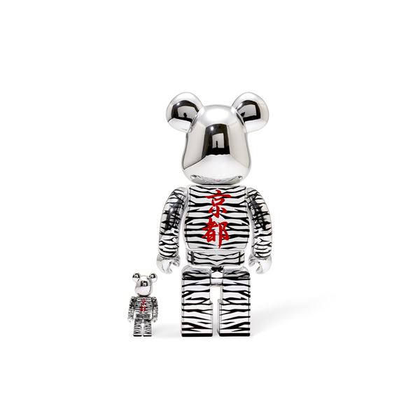 Hajime Sorayama | HAJIME SORAYAMA x Tyga BE@RBRICK 100% x