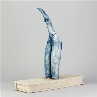 standing female - Mo Jupp