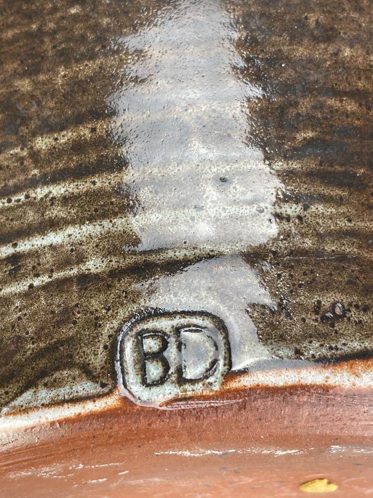 Beryl Debney | large tin | MutualArt