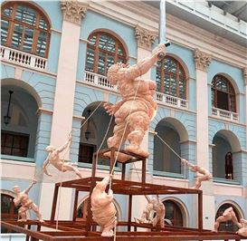 Russian Artist Oleg Kulik Faces Prosecution for 'Rehabilitating Nazism' with Sculpture Shown at Art Moscow