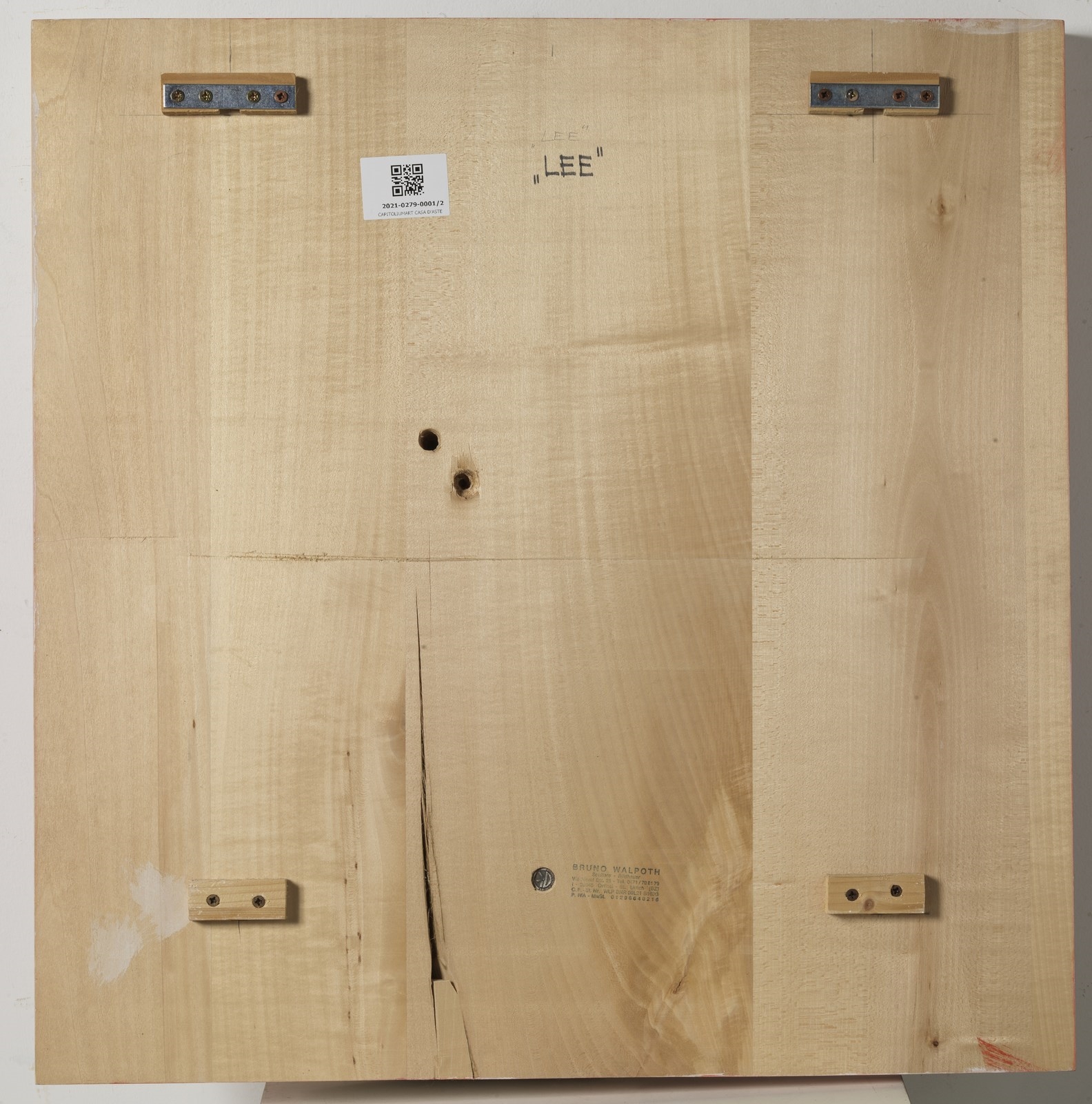 Artwork by Bruno Walpoth, Lee., Made of wood