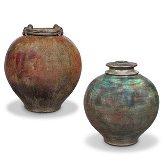 Two large pots - Alice Macfarlane