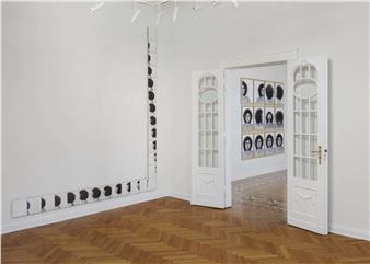 Klaus Rinke: Projects (Moma 1973 ET AL.) - Kicken Berlin