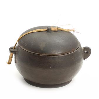 A dark patinated ceramic jar and cover with tiny handles - Axel Brüel