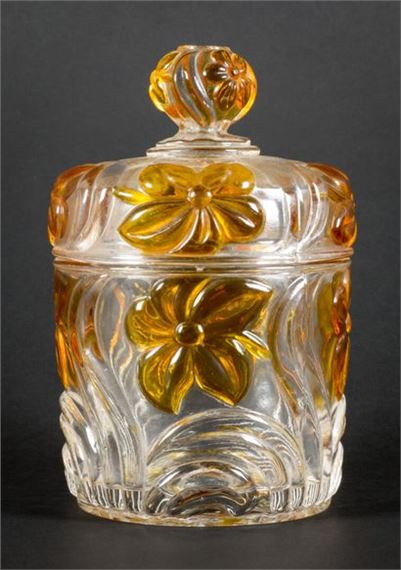 Covered pot out of translucent blown glass