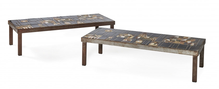 Roger Capron | PAIRE DE TABLES BASSES VILLAGE | MutualArt