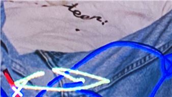 Tiona Nekkia McClodden: Mask / Coneal / Carry - David Zwirner, New York (52 Walker)