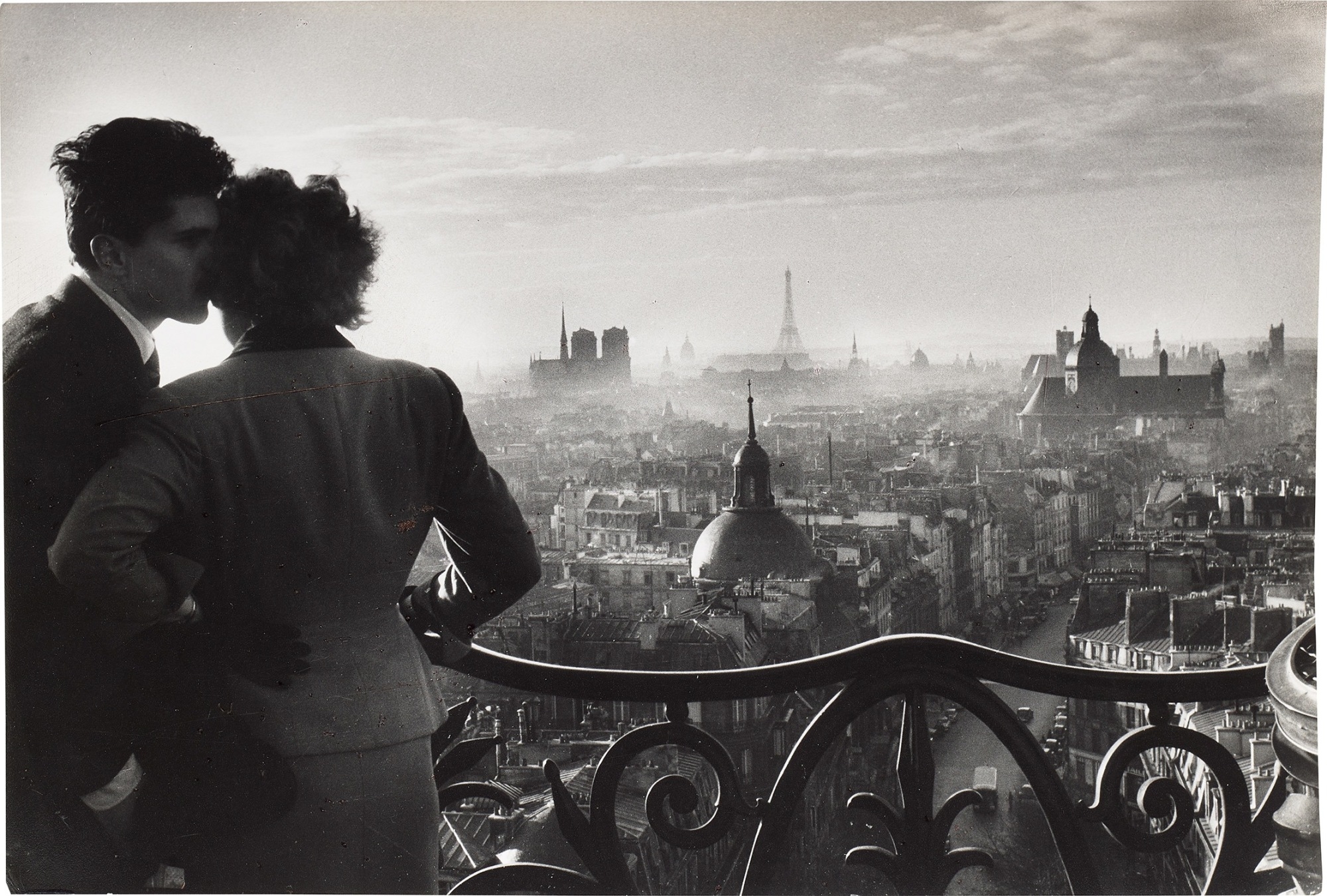 Les amoureux de la Bastille, Paris by Willy Ronis, 1957