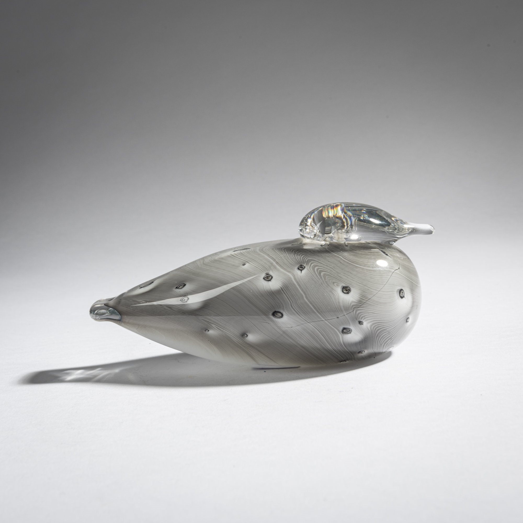 Artwork by Oiva Toikka, Untuviklo, Made of Cased glass